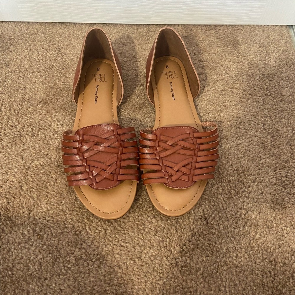 Time and Tru Sandals